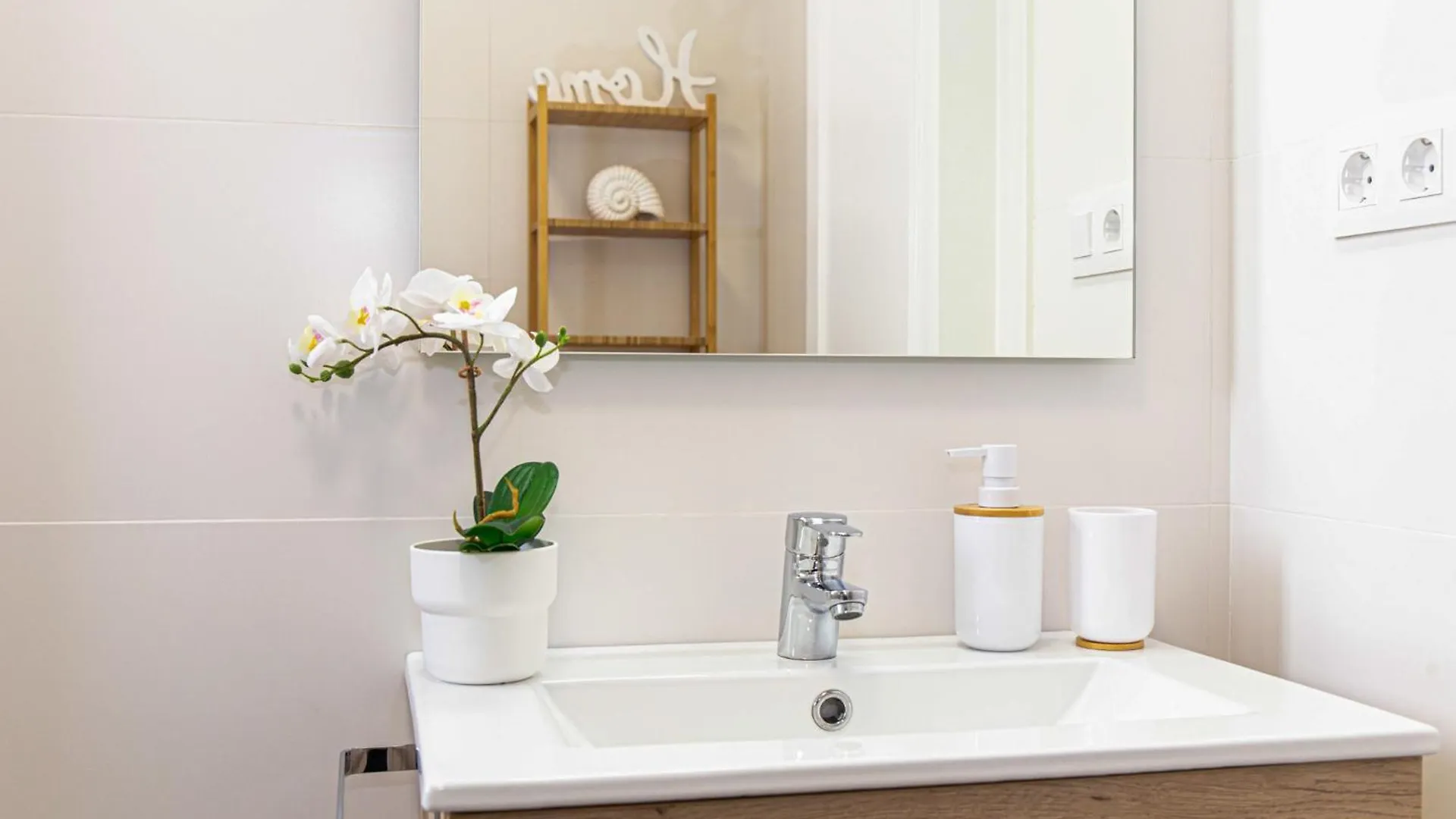 Willa Litoral Costa Dorada - Casas Blancas Only Families Miami Playa 0*,